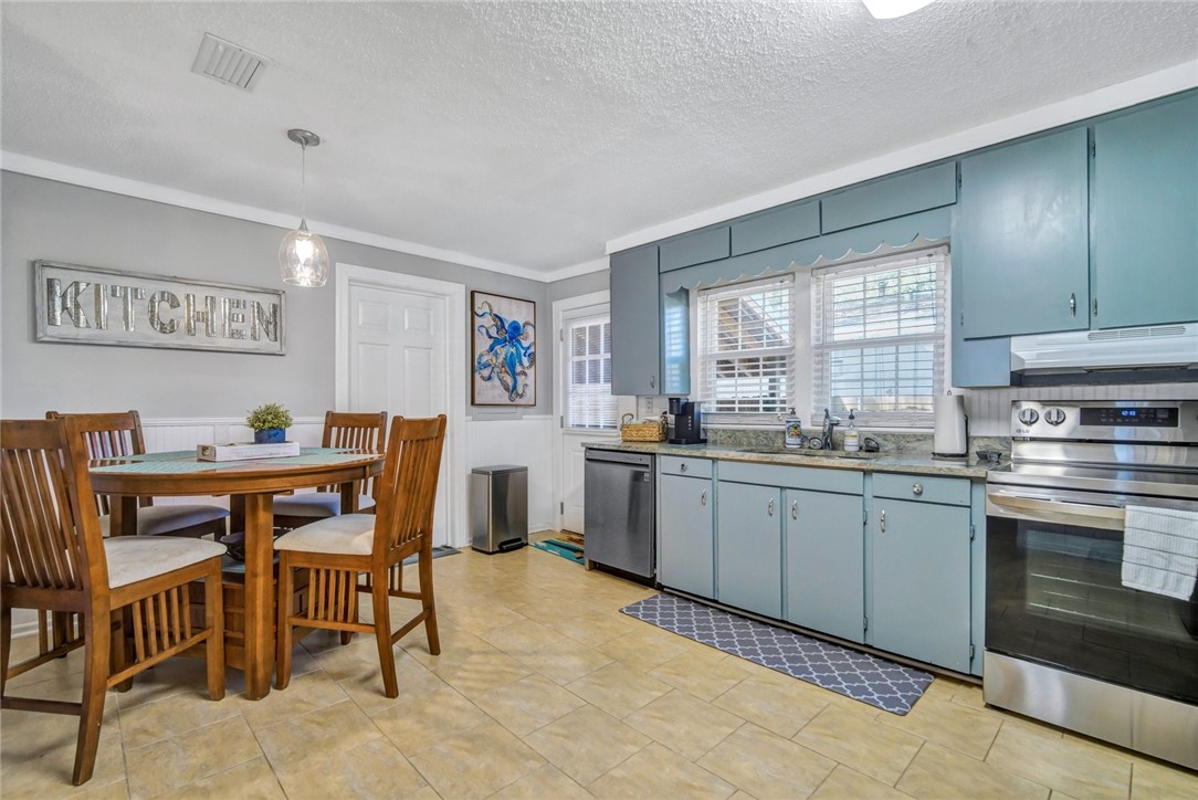 511/513 Demere Road Property Photo 32
