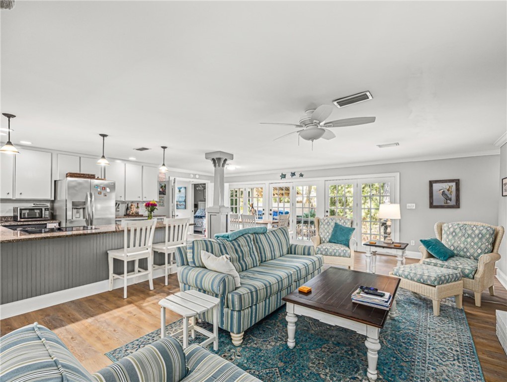 103 Cater Street Property Photo 6