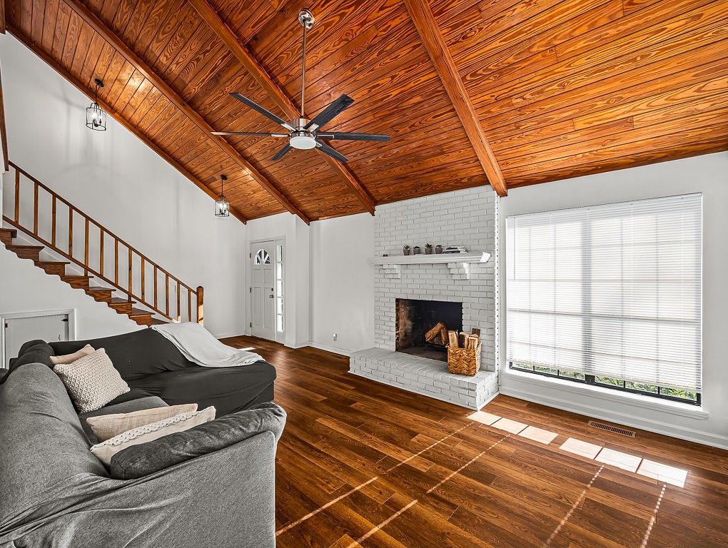 206 Stillwater Drive Property Photo 4