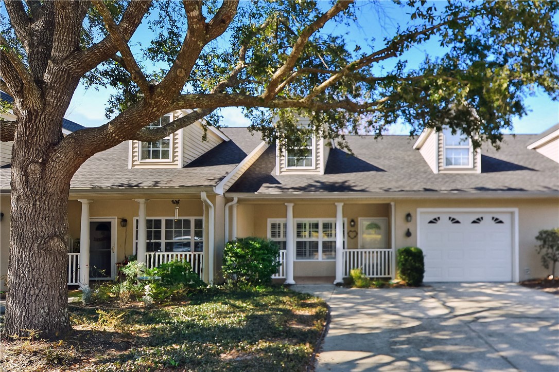 103 Peppertree Crossing Ave Property Photo 1