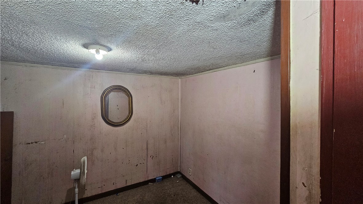 2100 Cate Street Property Photo 12