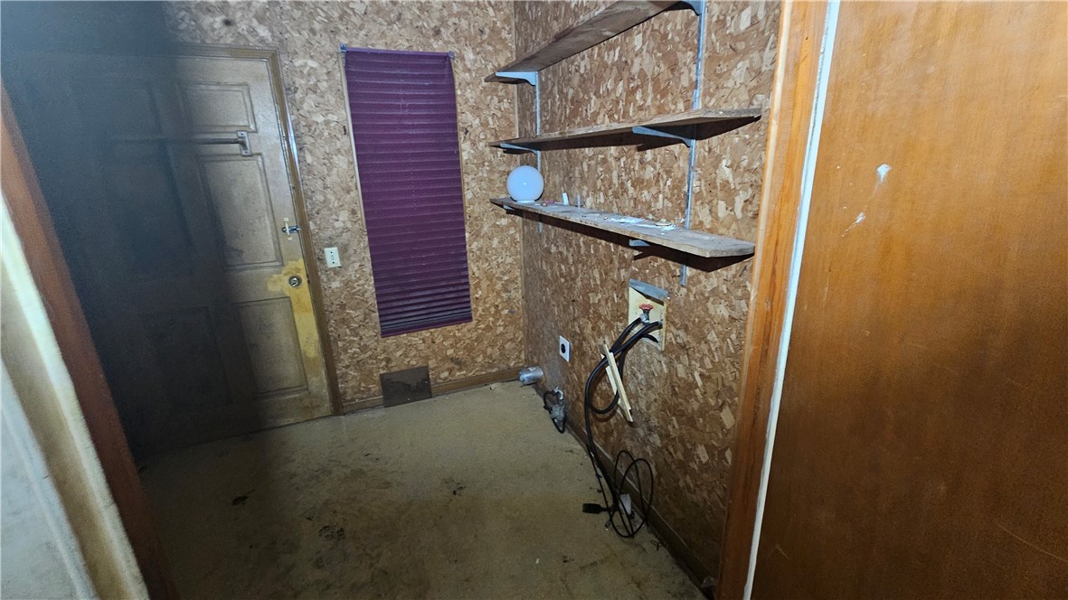 2100 Cate Street Property Photo 17