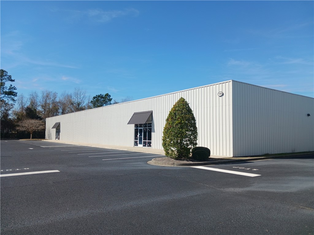 300 Commerce Center Drive 100 Property Photo 1
