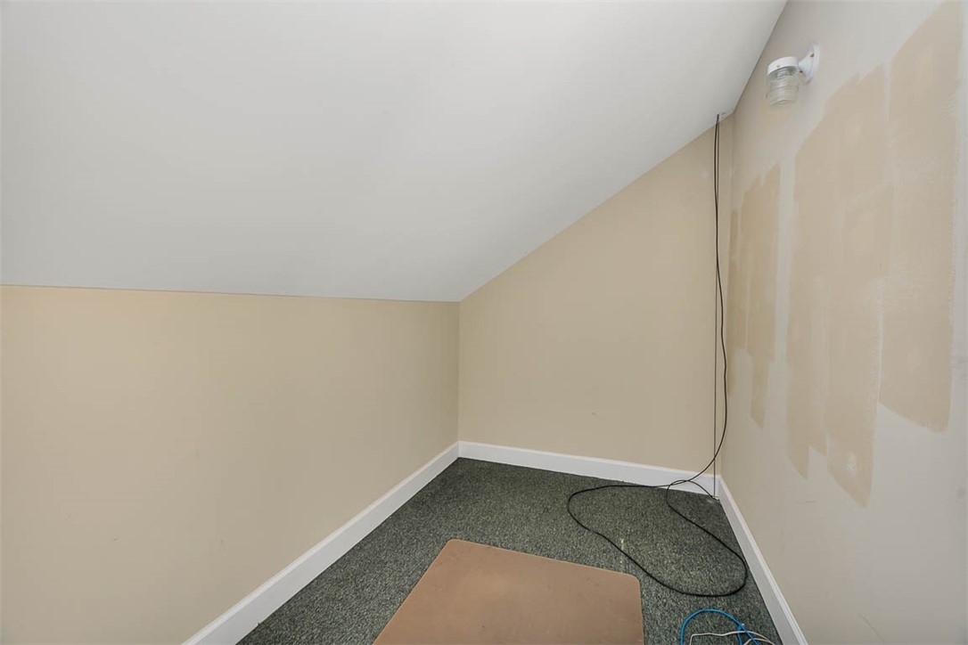 124 Chapel Crossing Road B Property Photo 5