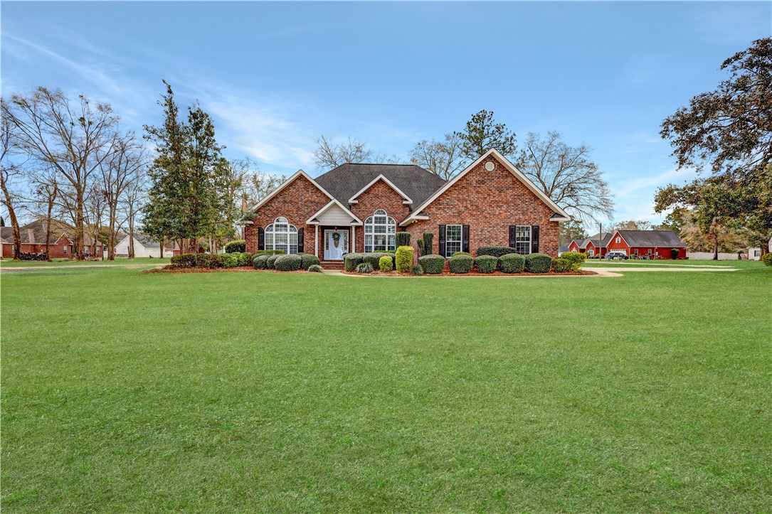 112 Clearwater Drive Property Photo