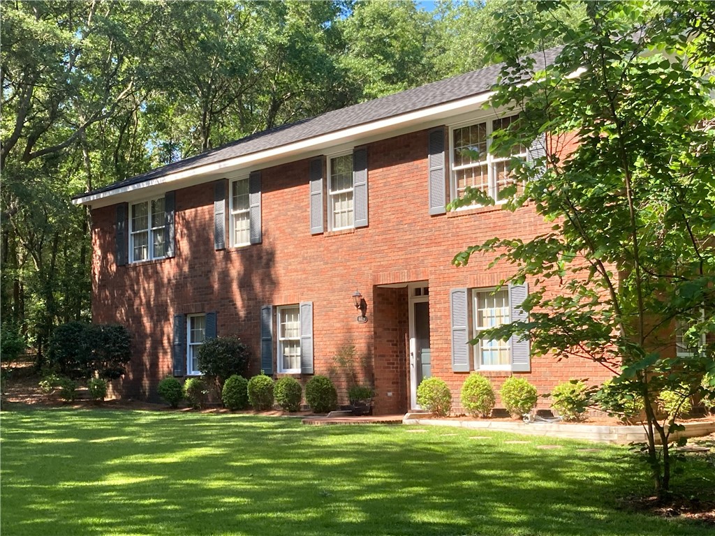 6435 Riverwoods Drive Property Photo