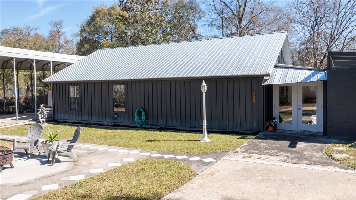 373 Happy Landing Road Property Photo 2