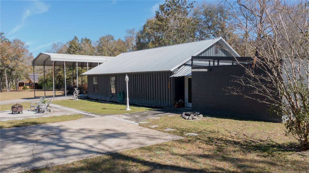 373 Happy Landing Road Property Photo 3