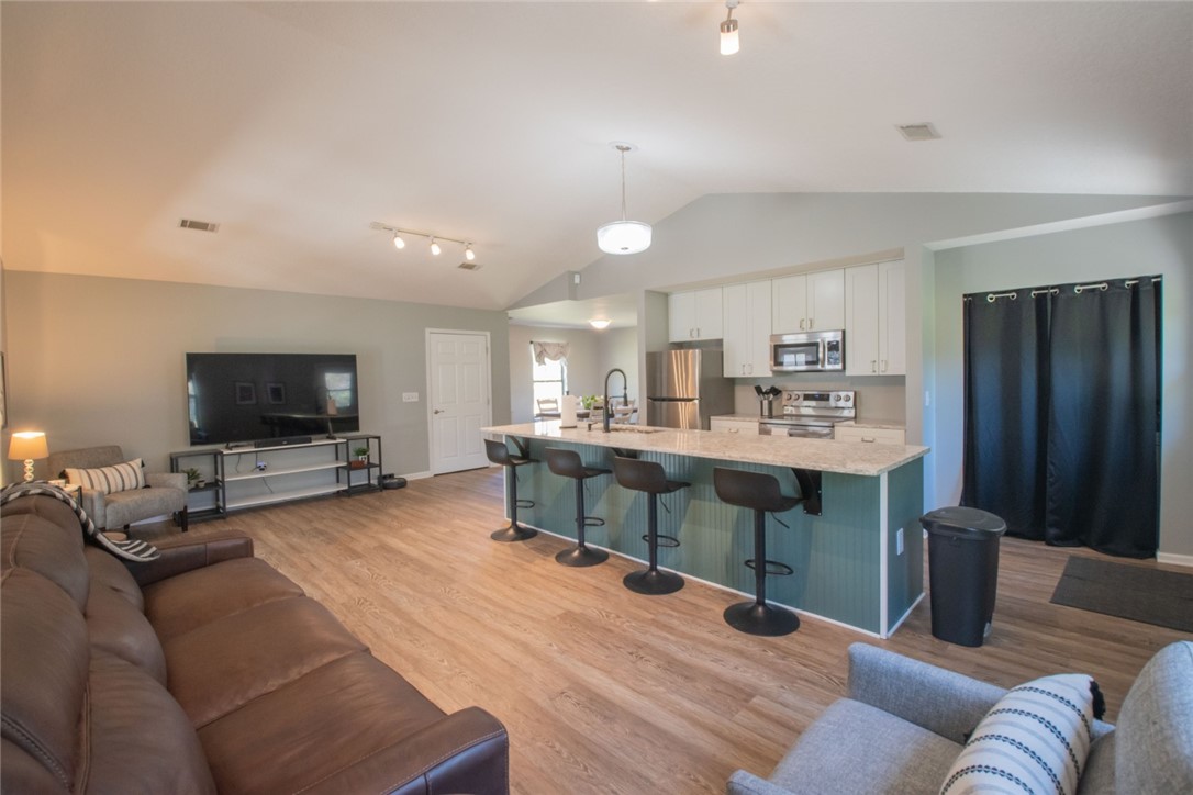 373 Happy Landing Road Property Photo 17