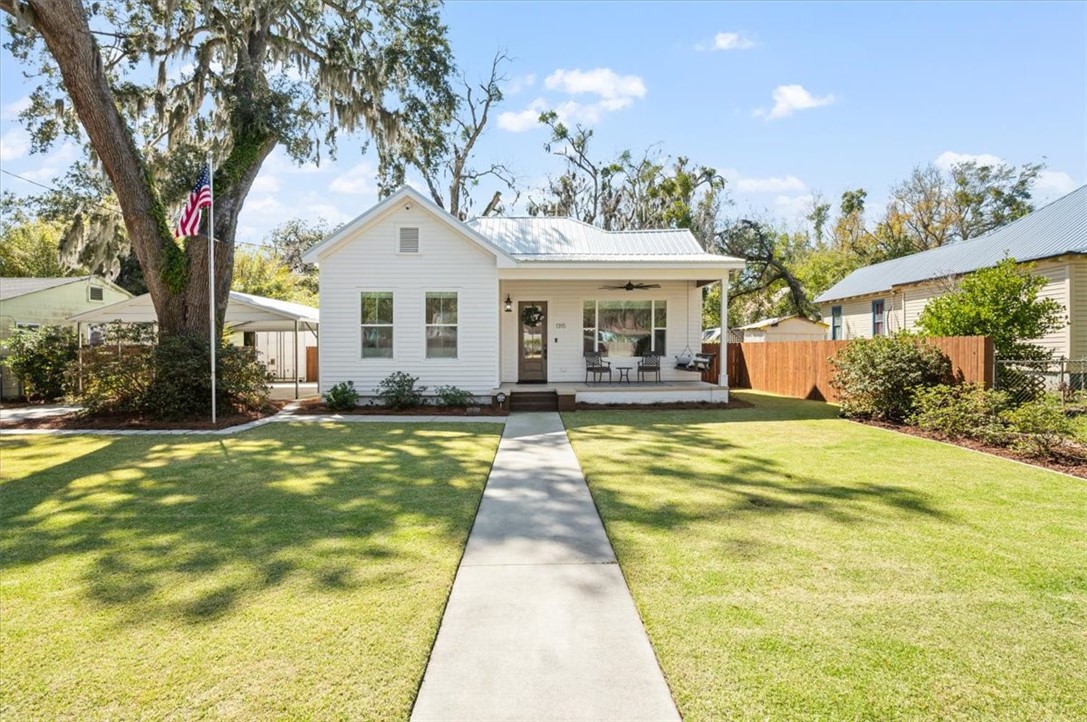 1315 Lee Street Property Image