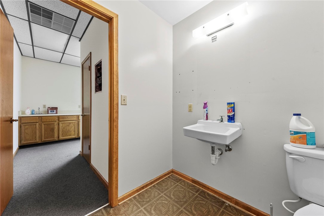 927 Point Peter Road Property Photo 44