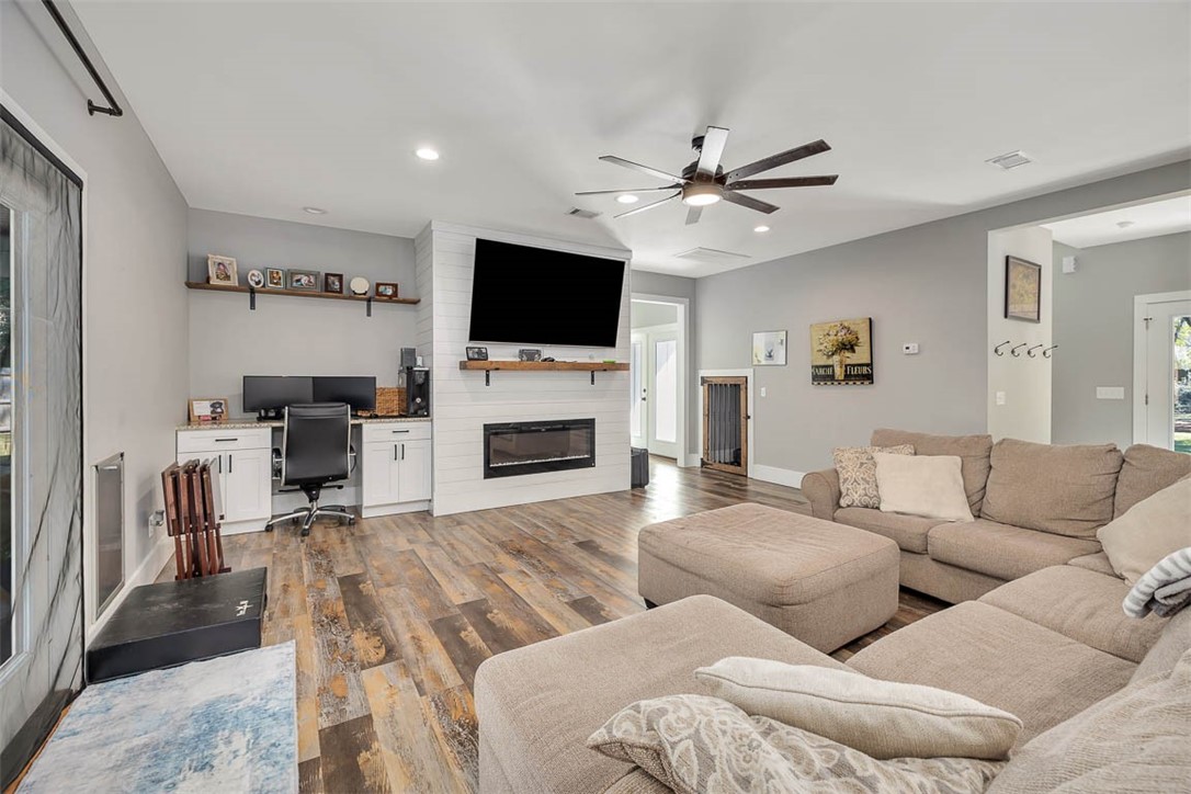 1066 Doboy Court Se Property Photo 36
