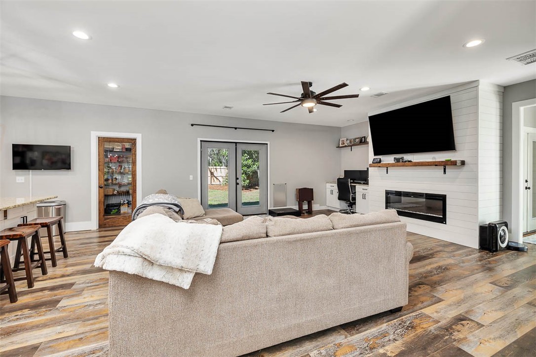 1066 Doboy Court Se Property Photo 37