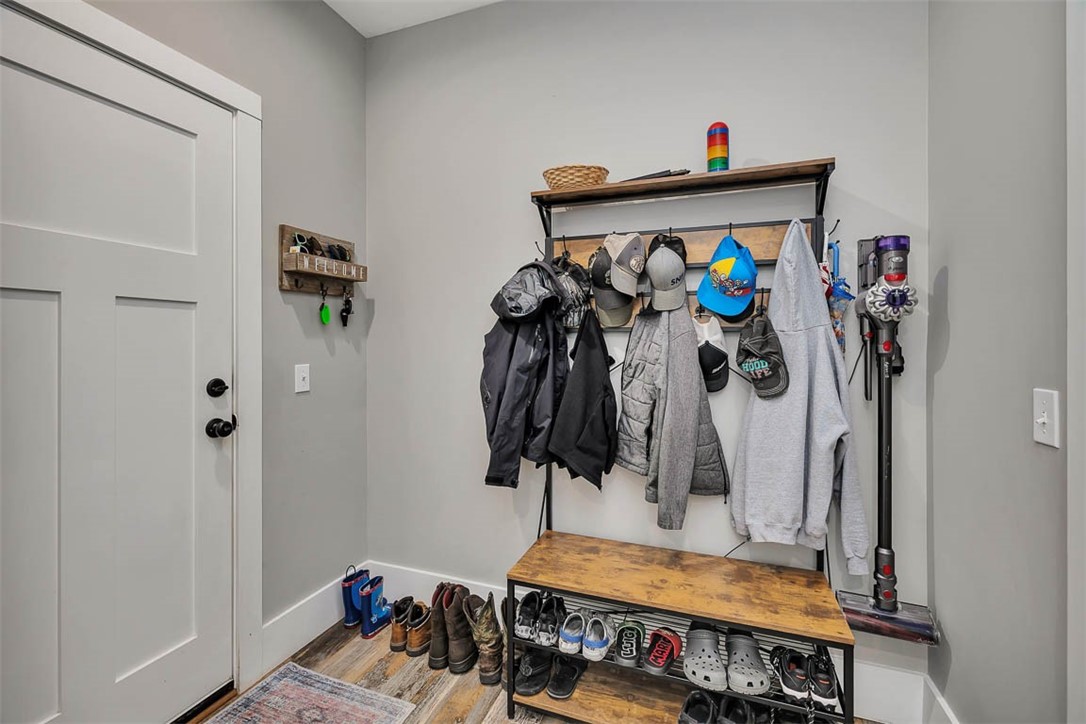 1066 Doboy Court Se Property Photo 45