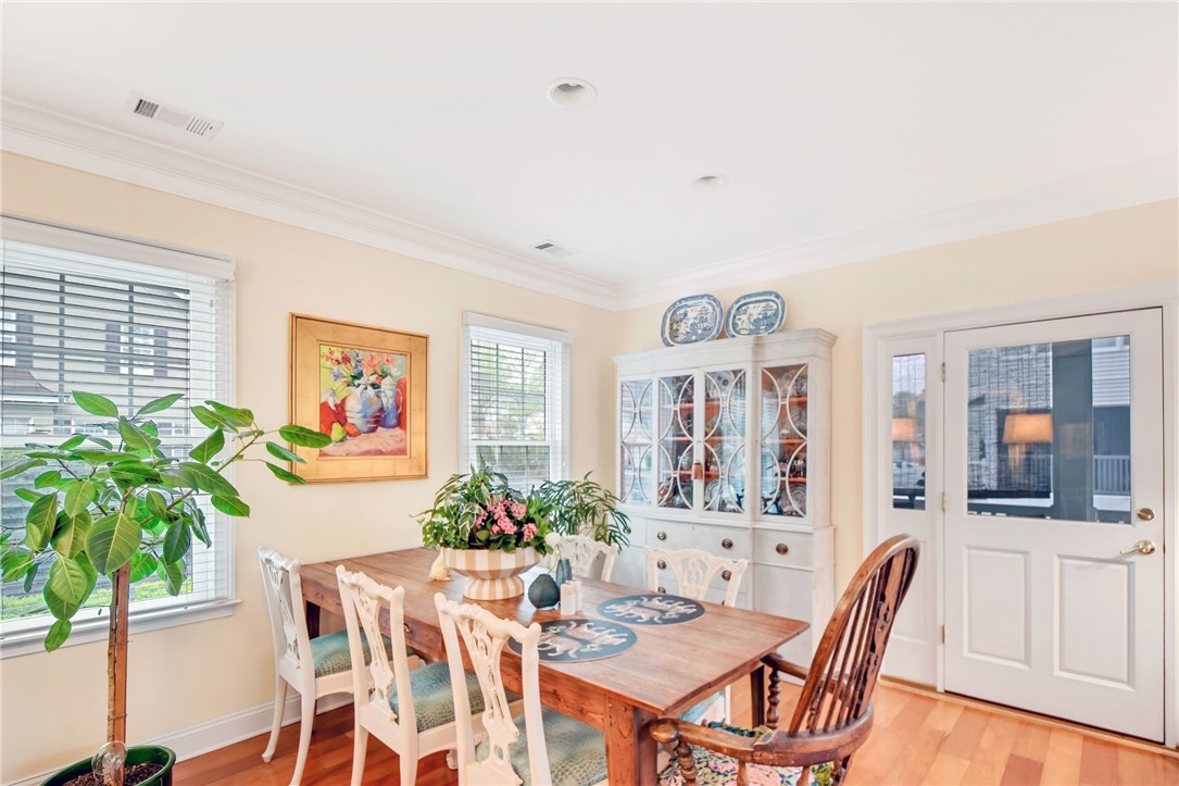 321 Lantern Walk Property Photo 3