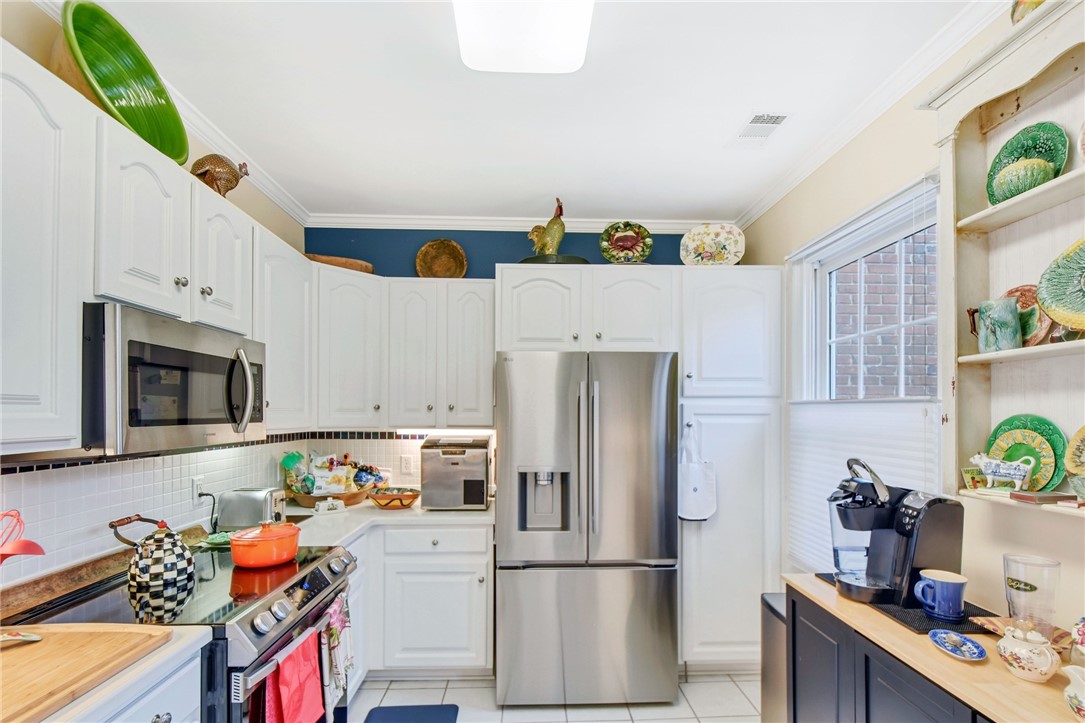 321 Lantern Walk Property Photo 7
