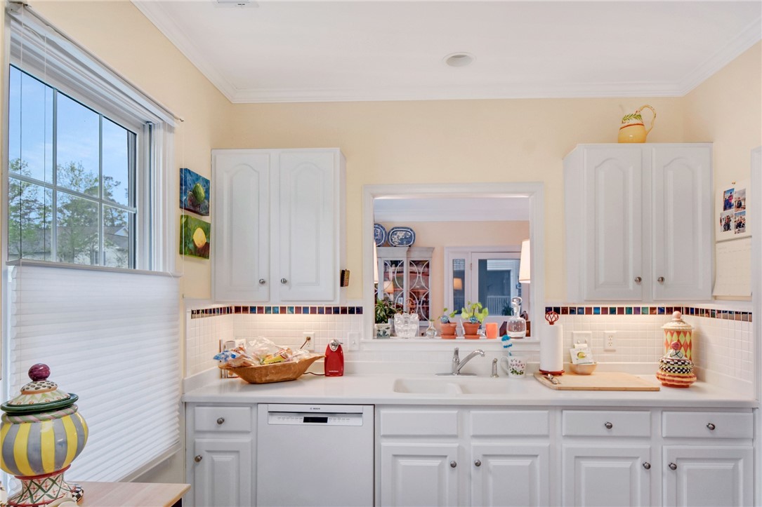 321 Lantern Walk Property Photo 8