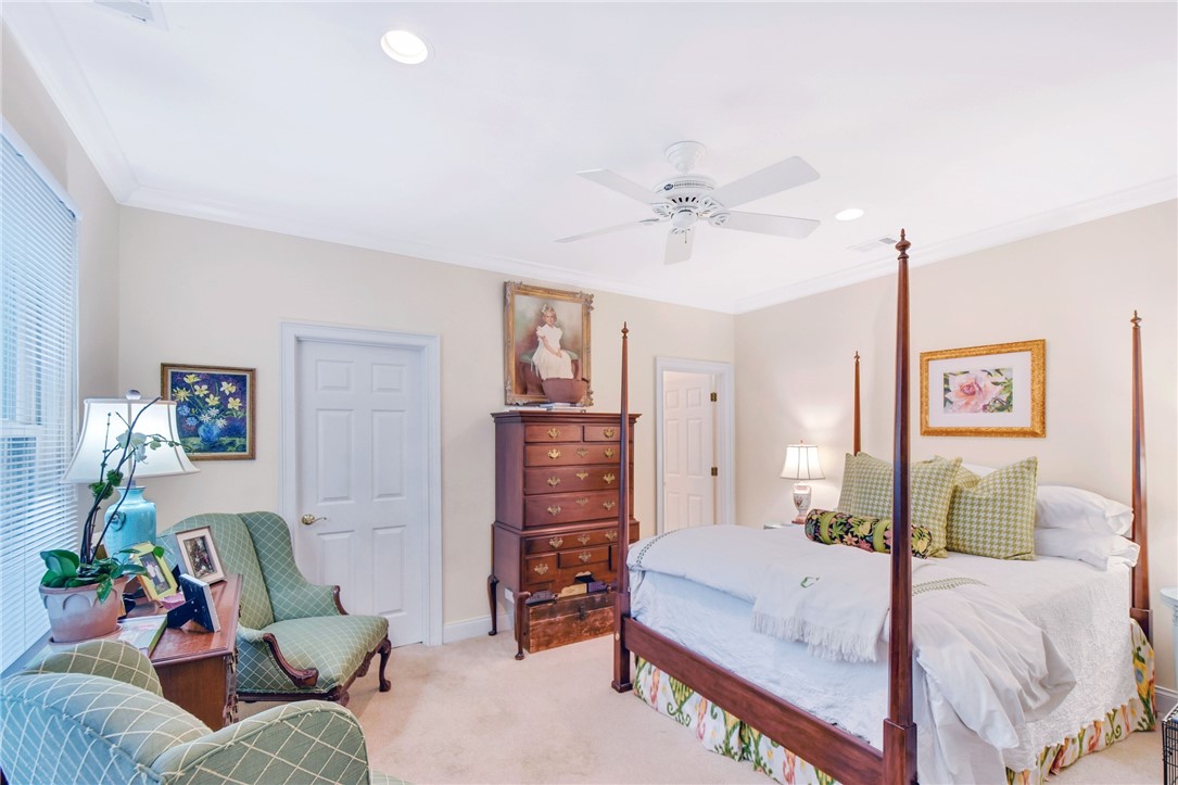 321 Lantern Walk Property Photo 10