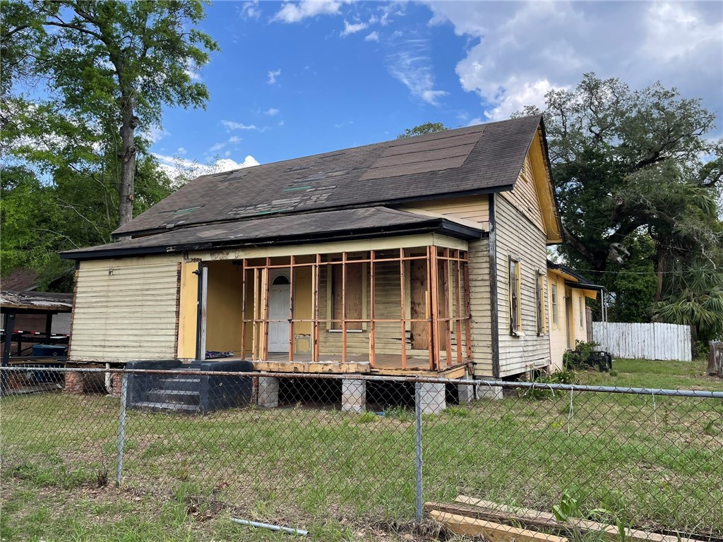2000 Union Street Property Photo 1