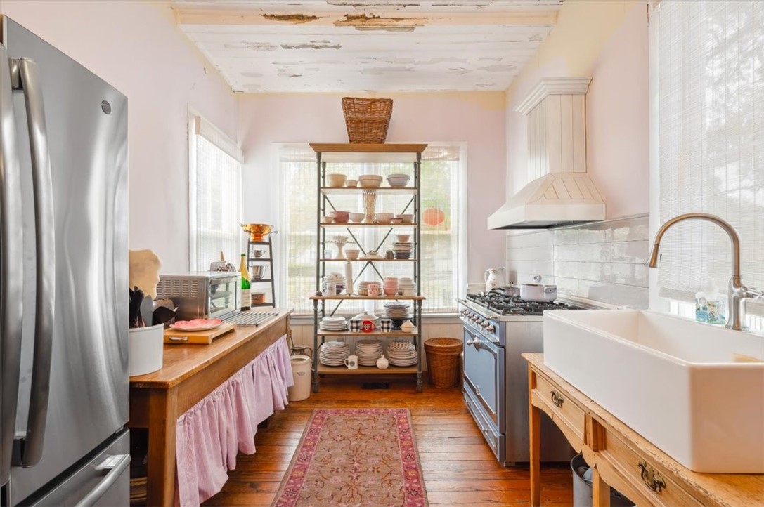 1303 Union Street Property Photo 8
