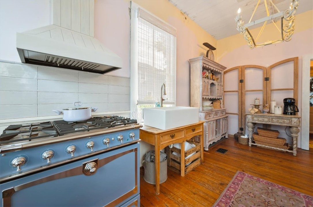 1303 Union Street Property Photo 12
