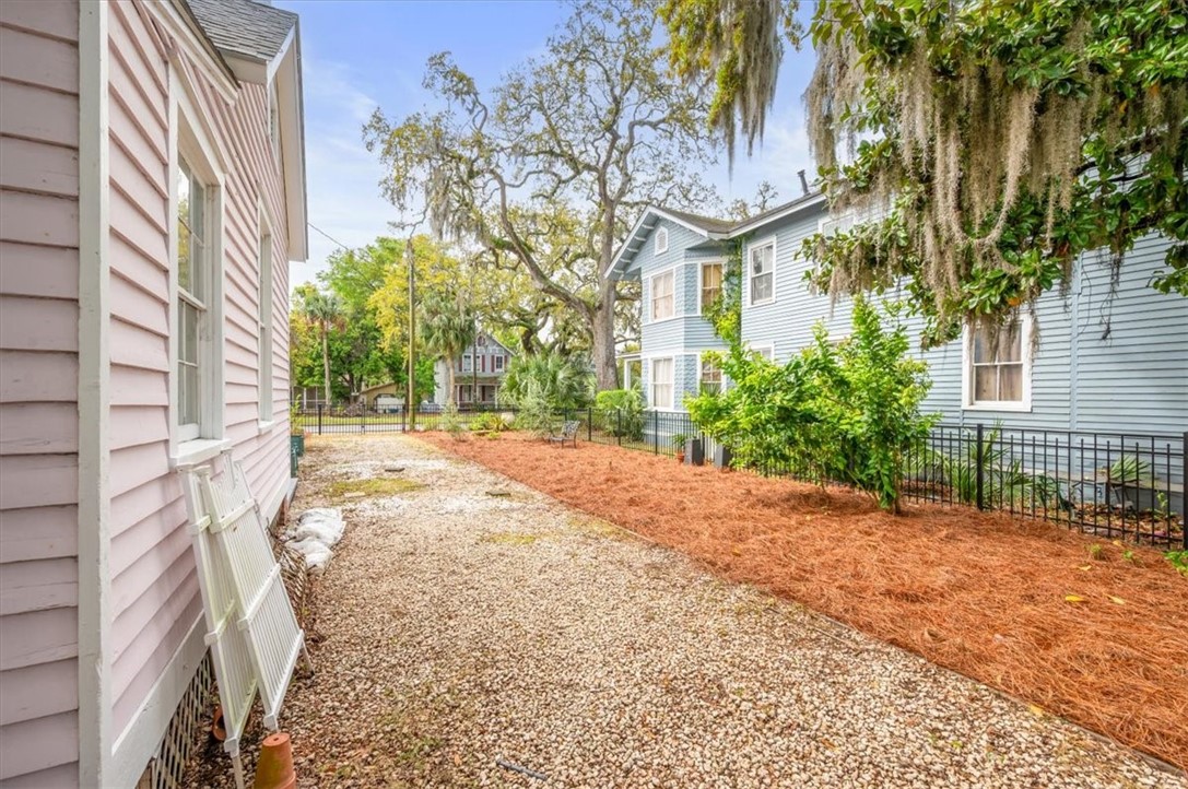 1303 Union Street Property Photo 40