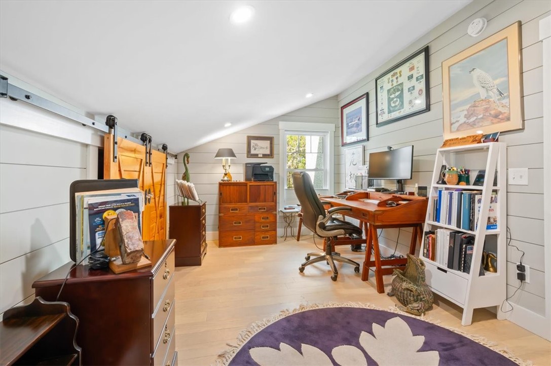 39 Harbor Road Property Photo 43