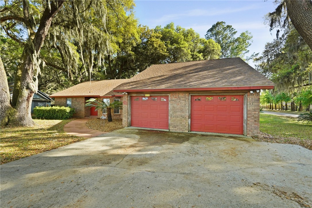 1730 Mush Bluff Road Property Photo 1