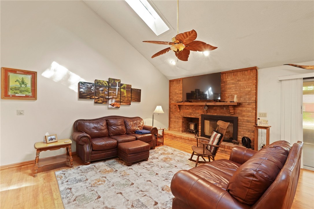 1730 Mush Bluff Road Property Photo 10