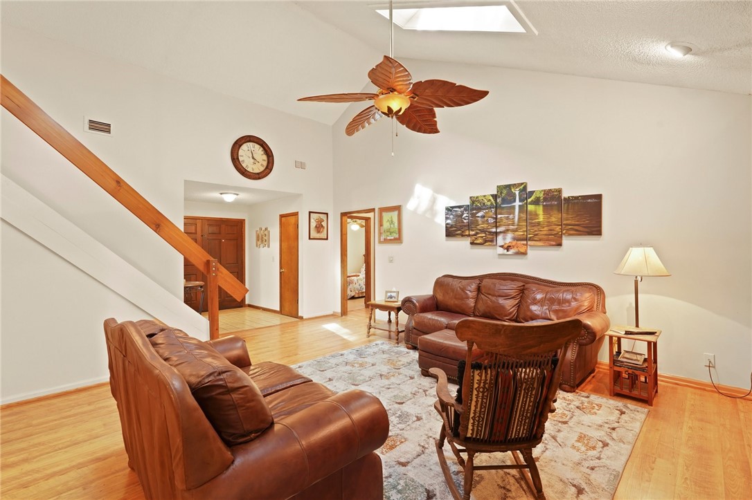 1730 Mush Bluff Road Property Photo 11