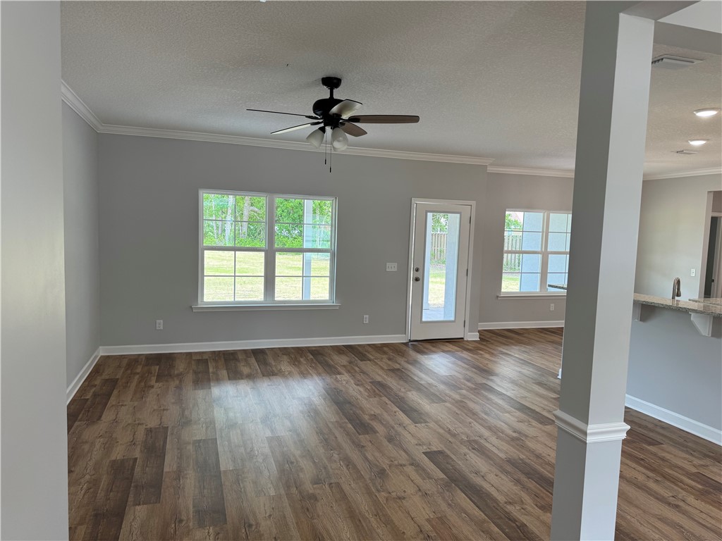 100 Haven Court Property Photo 8