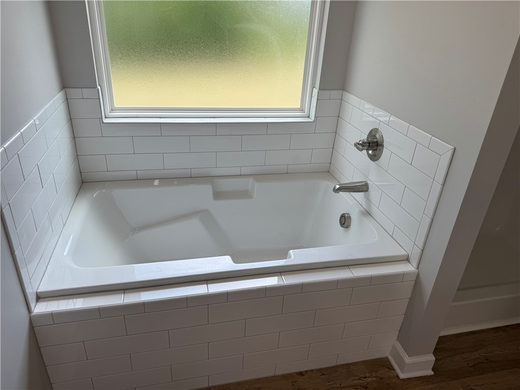 100 Haven Court Property Photo 16