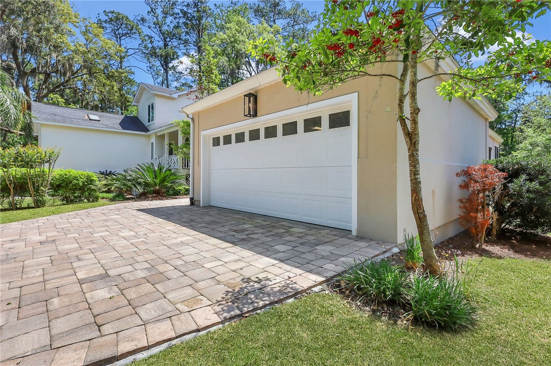 408 Indigo Court Property Photo 3