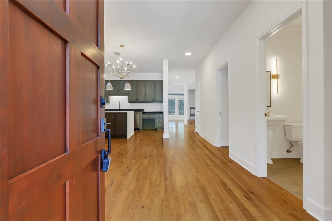 408 Indigo Court Property Photo 8