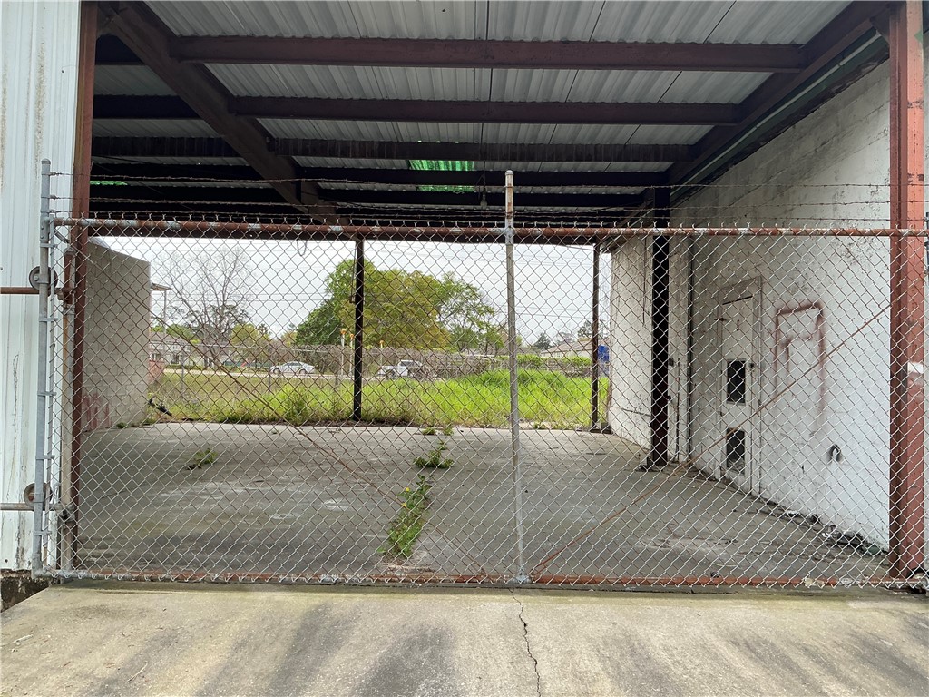 721 Reynolds Street Property Photo 8