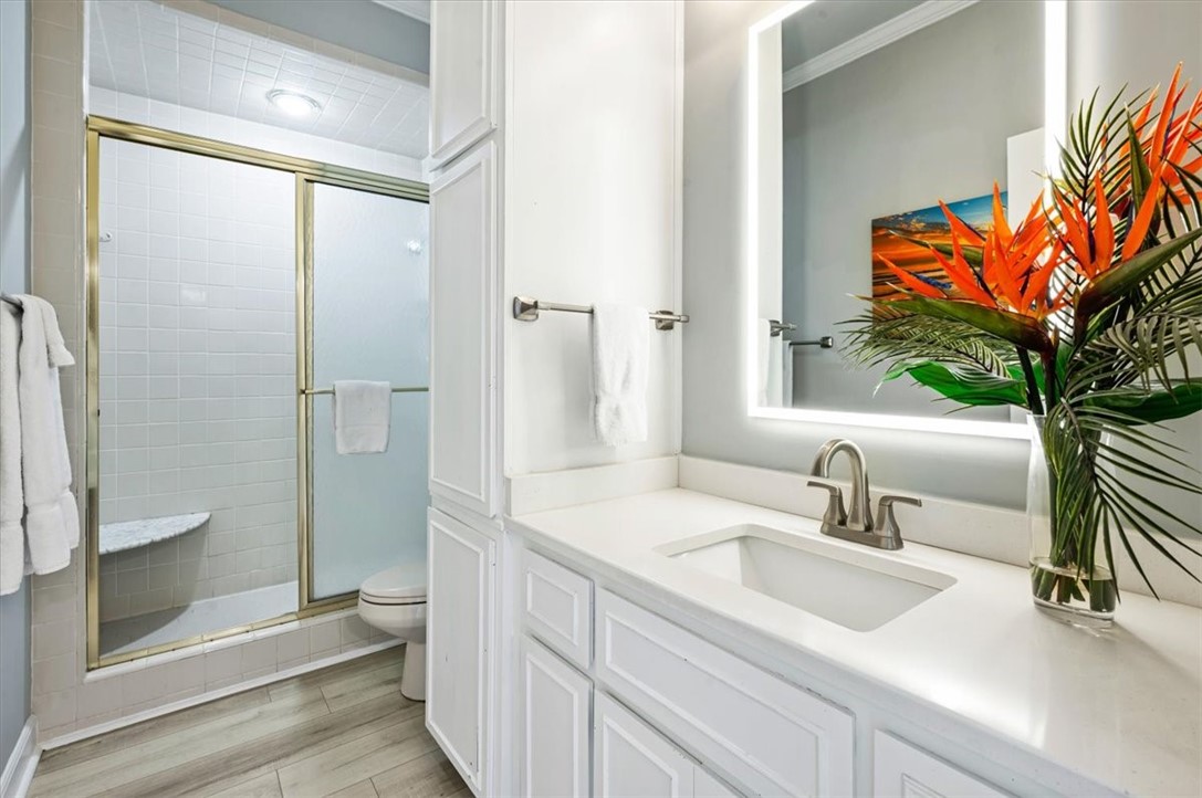 1028 Beachview Drive 5 Property Photo 12