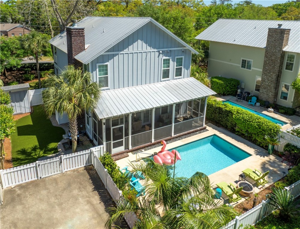 1073 Demere Road Property Photo 2
