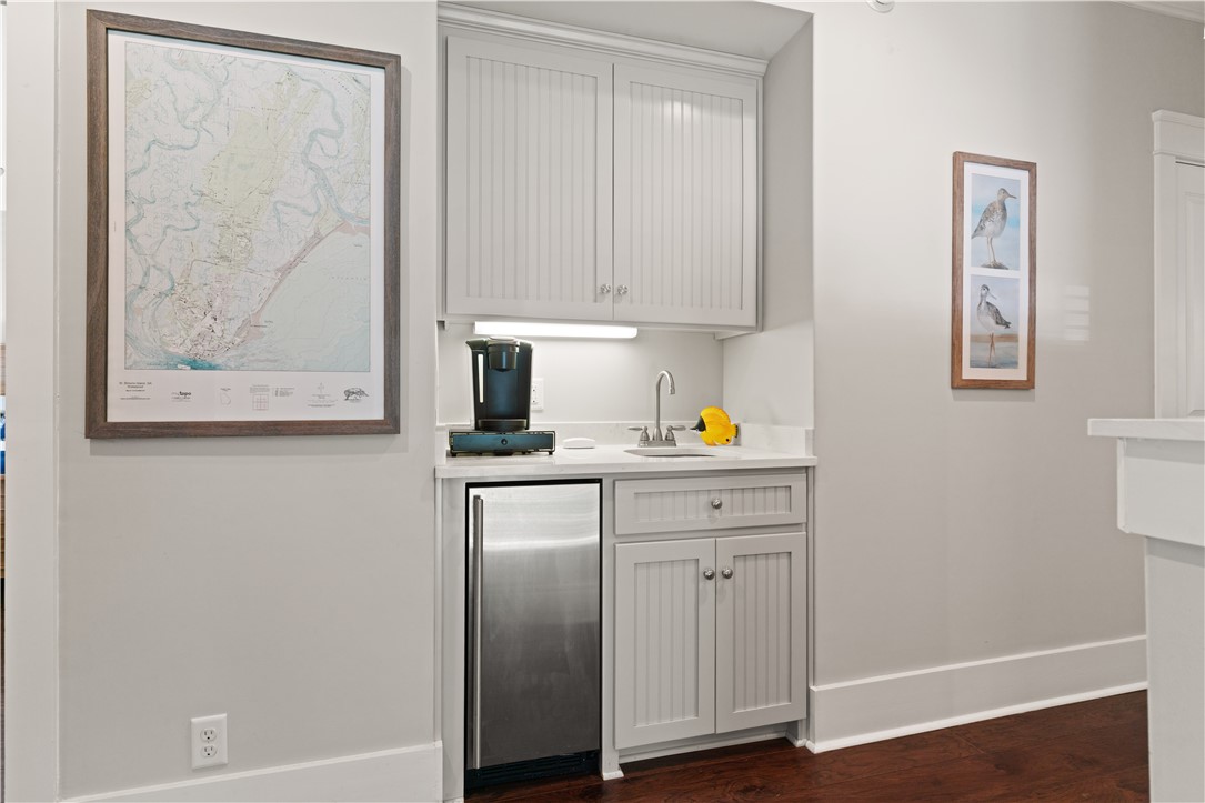 1073 Demere Road Property Photo 25