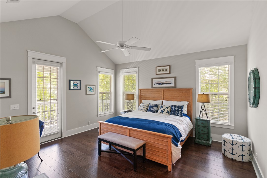 1073 Demere Road Property Photo 28