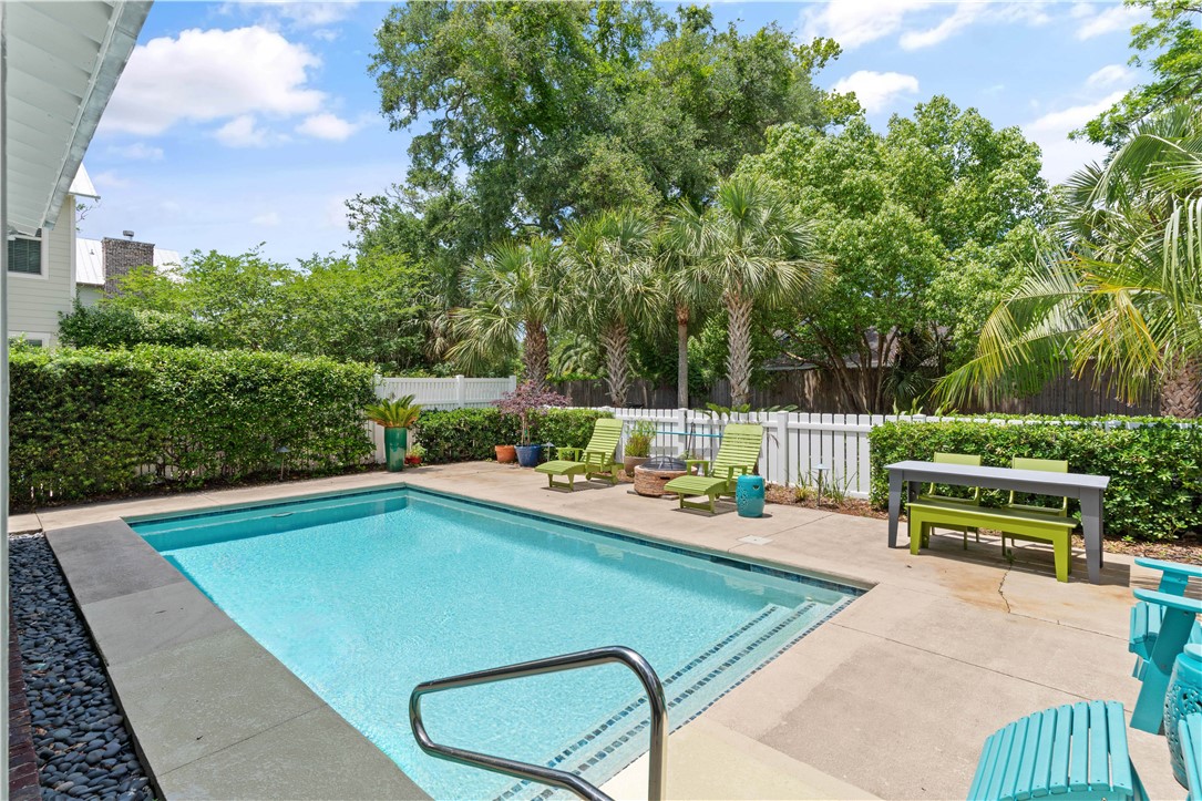 1073 Demere Road Property Photo 41