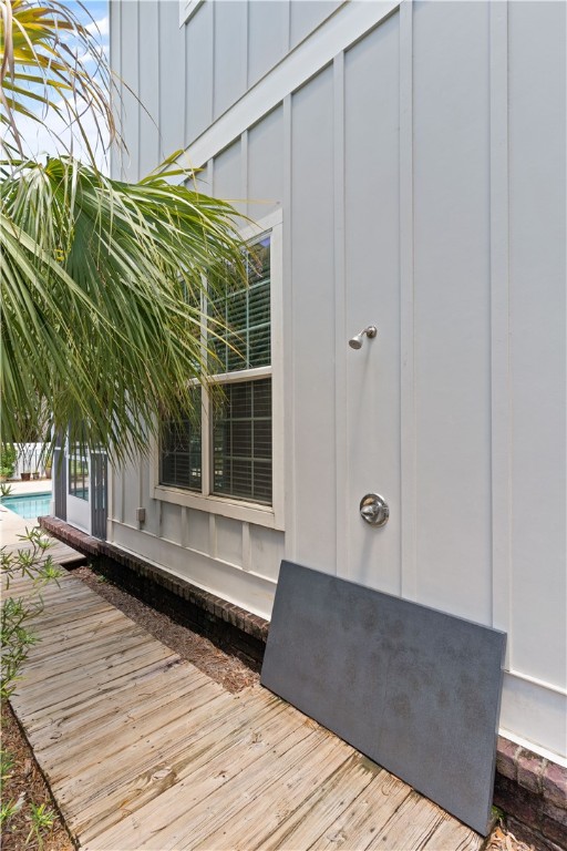 1073 Demere Road Property Photo 44
