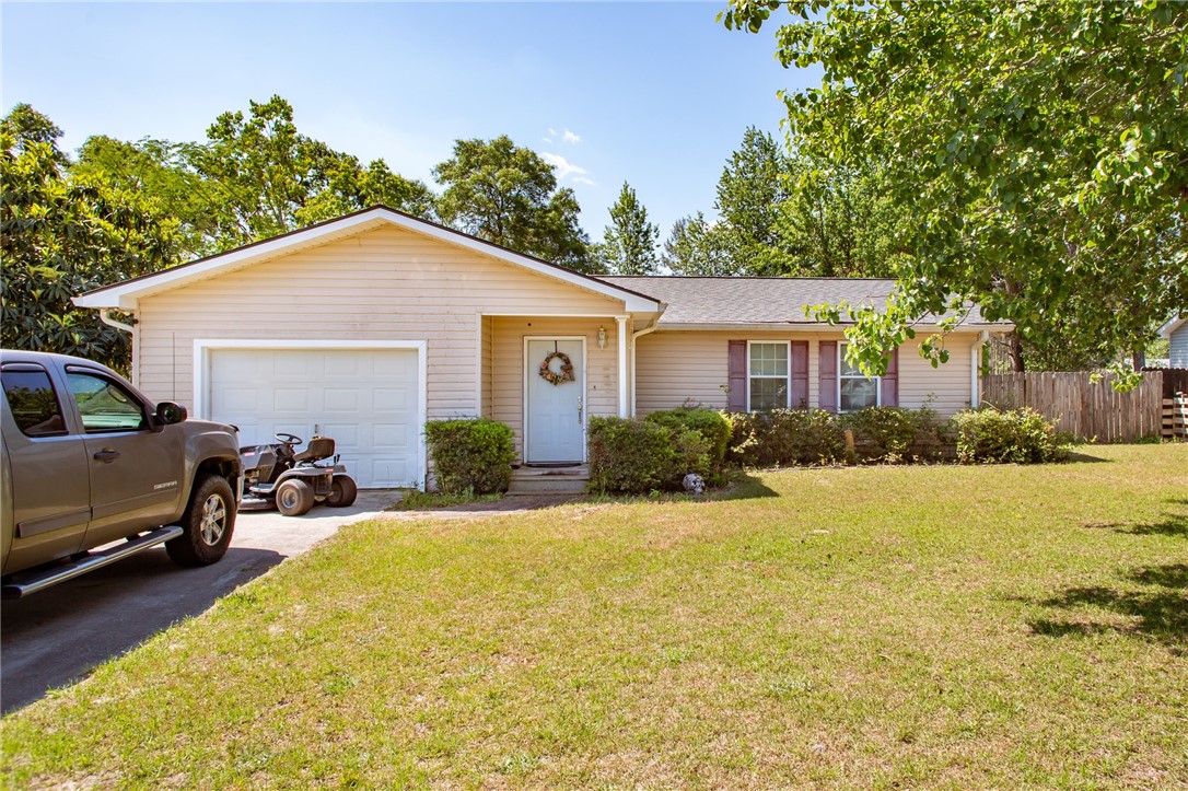 1621 Meadowood Drive Property Photo