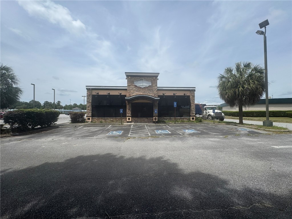 1025 Magnolia Bluff Way Property Photo 1