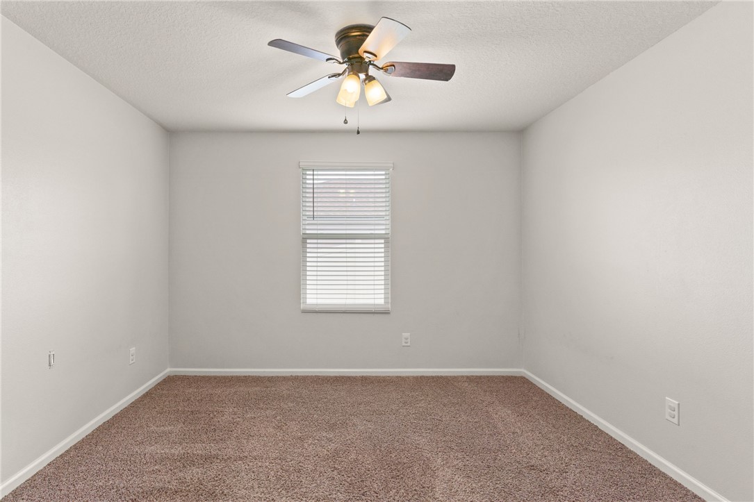 204 Hayworth Court Property Photo 5