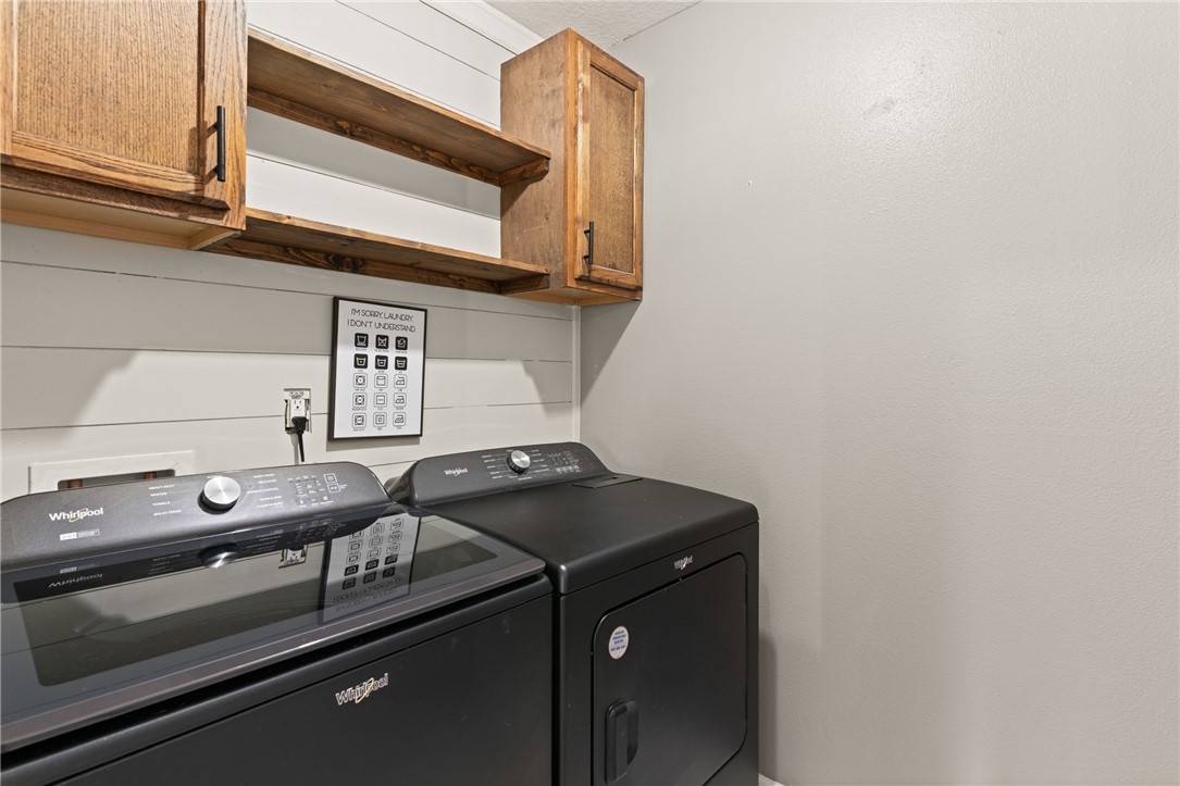 204 Hayworth Court Property Photo 9