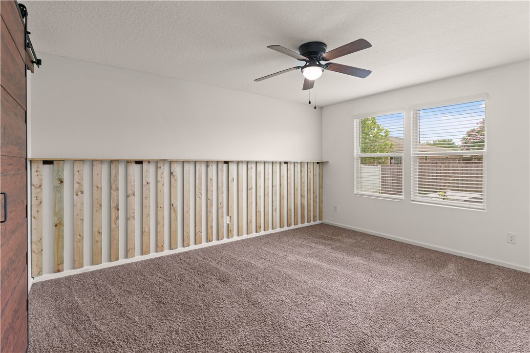 204 Hayworth Court Property Photo 16