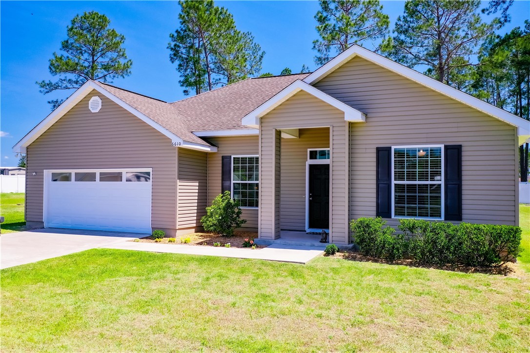 6610 Pine Ridge Circle Property Photo 1