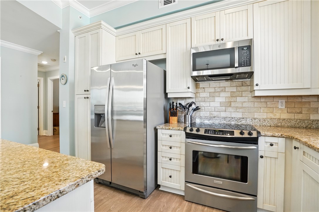 20 Waterfront Drive 121 Property Photo 7