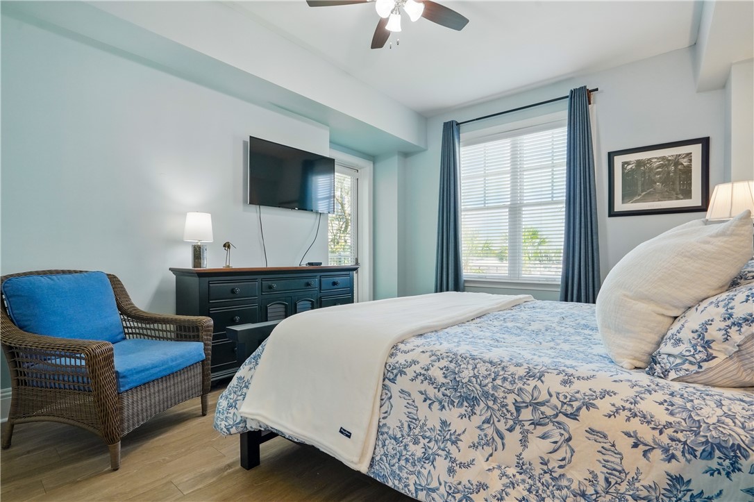 20 Waterfront Drive 121 Property Photo 14