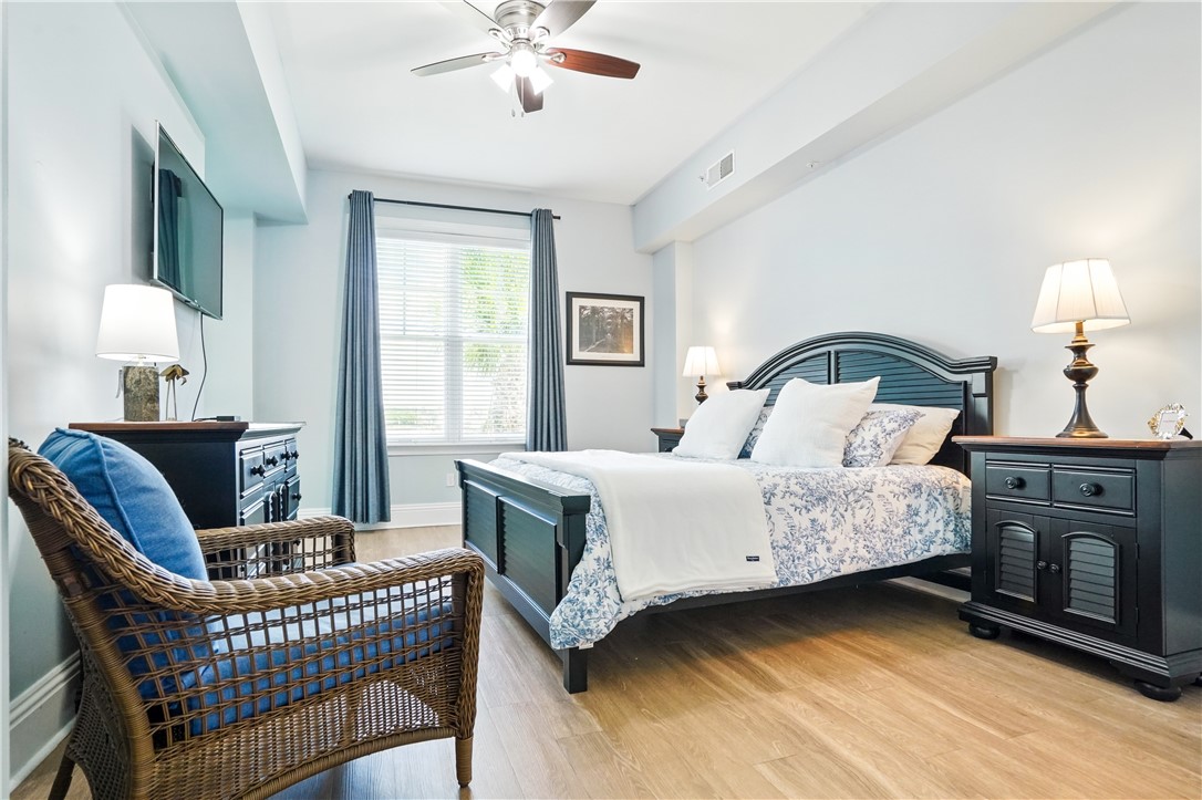 20 Waterfront Drive 121 Property Photo 15